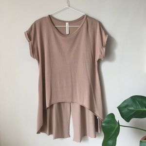 Flowy Open Back tshirt top